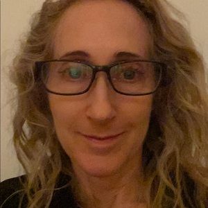 Meet your Posher, Dana